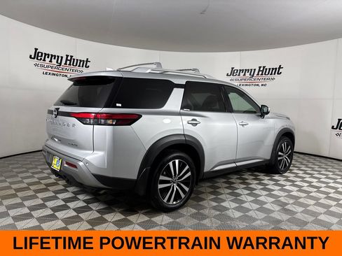 Used 2025 Nissan Pathfinder Platinum w/ Cargo Package FWD image 6
