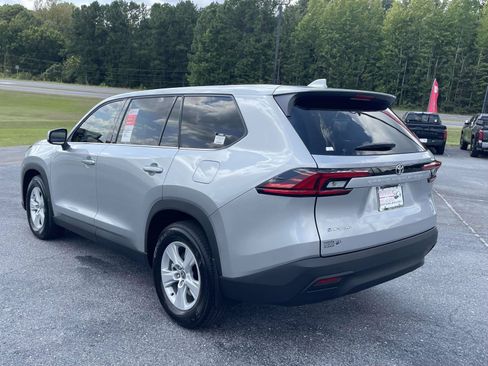 Used 2026 Toyota Grand Highlander AWD Hybrid image 4