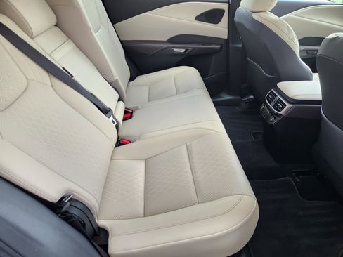 Used 2025 Lexus RX 350 Premium Plus w/ Accessory Package (Z1) FWD image 31
