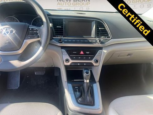 Used 2018 Hyundai Elantra SEL image 11