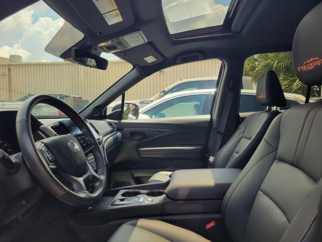 Used 2025 Honda Ridgeline TrailSport image 7