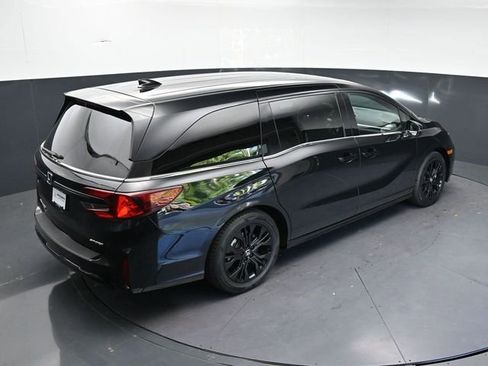 Used 2025 Honda Odyssey Sport-L image 35