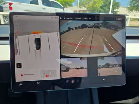 Used 2023 Tesla Model 3 Standard Range RWD image 27