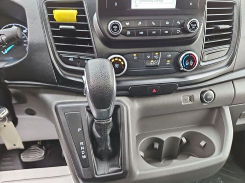 Used 2022 Ford Transit 250 148 High Roof Extended AWD image 18
