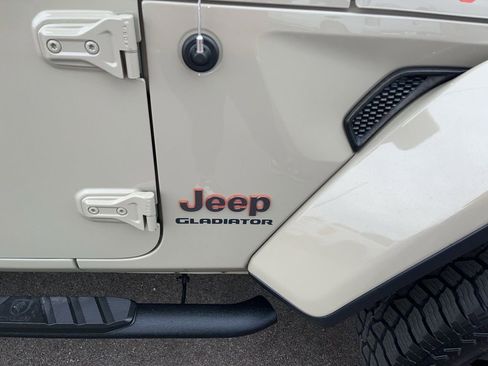 Used 2020 Jeep Gladiator Mojave image 51