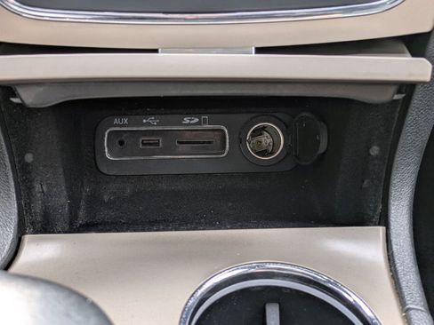 Used 2014 Jeep Grand Cherokee Limited image 22