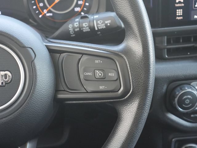 Used 2025 Jeep Wrangler Sport AWD/4WD image 16