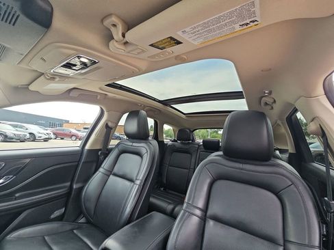 Used 2023 Lincoln Corsair AWD w/ Equipment Group 102A image 16