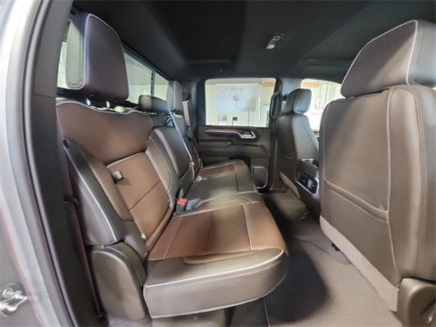 New 2026 GMC Sierra 2500 Denali w/ Denali Reserve Package image 17