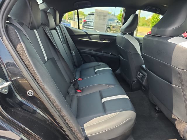 Used 2025 Toyota Camry SE FWD image 14