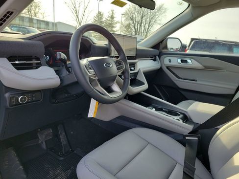 New 2026 Ford Explorer Active w/ Active Comfort Package image 20