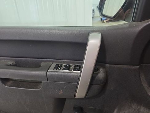 Used 2012 Chevrolet Silverado 1500 LT AWD/4WD image 14