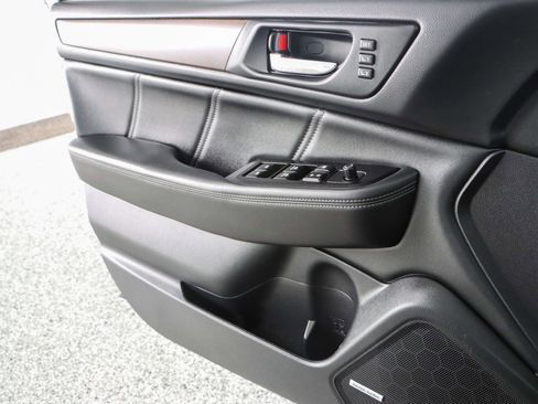 Used 2018 Subaru Outback 2.5i Limited w/ Popular Package #2 image 22