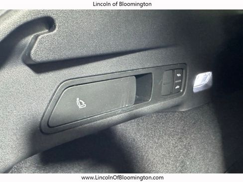 Used 2025 Audi Q6 e-tron Prestige w/ Beige Warm Weather Package image 35