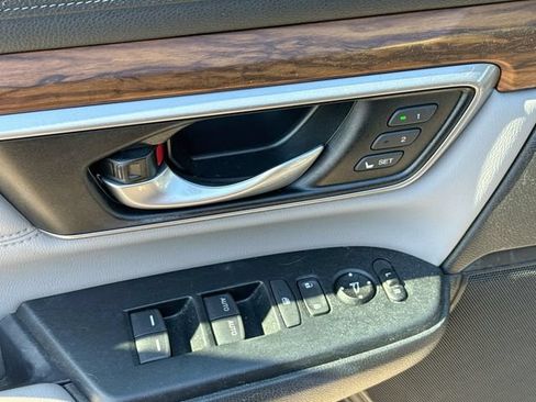 Used 2018 Honda CR-V EX-L image 19
