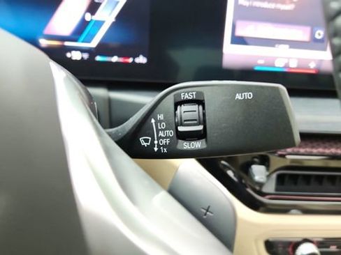 Used 2025 BMW 330i Sedan RWD image 44
