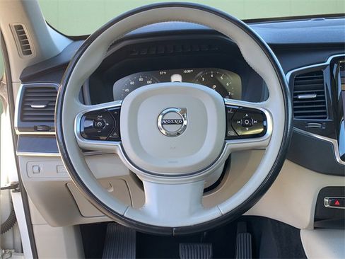 Used 2018 Volvo XC90 T6 Momentum w/ Convenience Package image 26