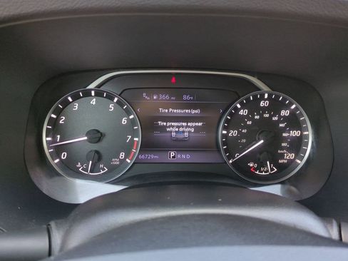 Certified 2022 Nissan Frontier SV image 27