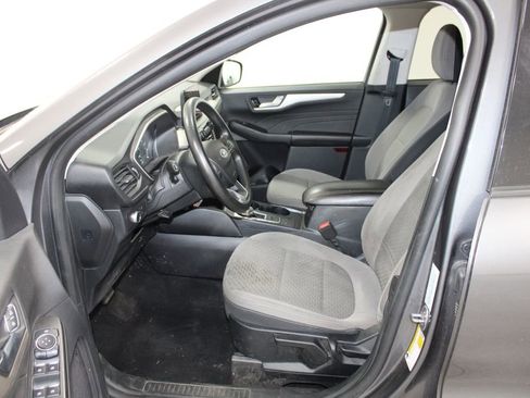 Used 2021 Ford Escape SE image 15