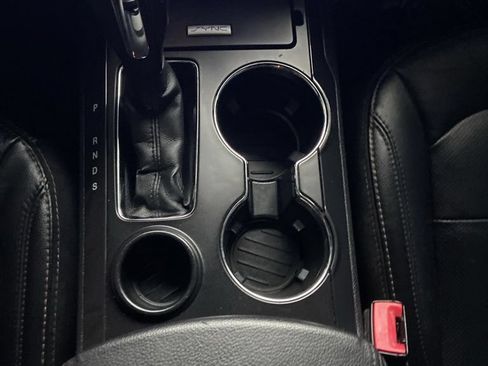 Used 2019 Ford Explorer Limited w/ Ford Safe & Smart Package FWD image 25