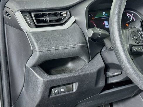 Used 2023 Toyota RAV4 LE AWD/4WD image 19