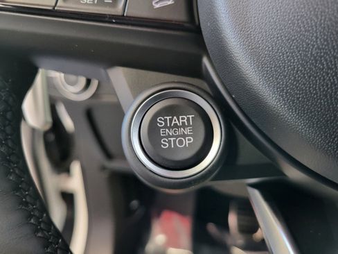 New 2025 Alfa Romeo Stelvio Sprint AWD/4WD image 51