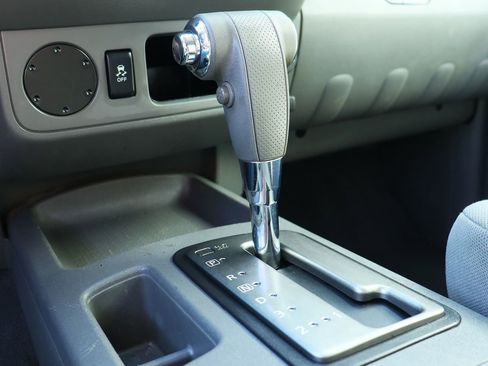 Used 2019 Nissan Frontier SV image 50