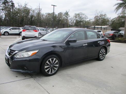 Used 2017 Nissan Altima 2.5 SV image 25