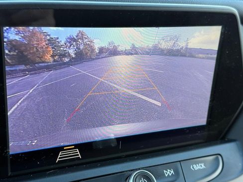 Used 2020 Chevrolet Blazer LT image 20