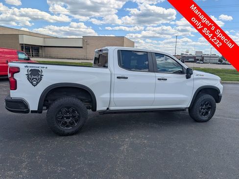 Used 2023 Chevrolet Silverado 1500 ZR2 w/ ZR2 Bison Edition AWD/4WD image 9