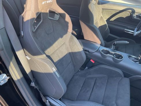 Used 2016 Ford Mustang Shelby GT350 w/ Track Package image 44