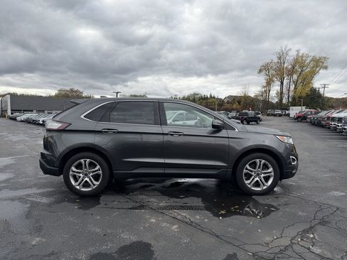 Used 2017 Ford Edge Titanium w/ Technology Package image 7