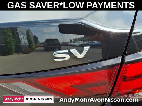 Used 2023 Nissan Sentra SV FWD image 11