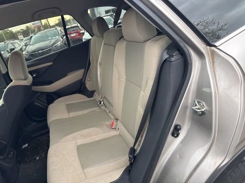 Used 2020 Subaru Outback Premium image 11