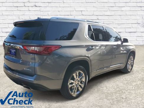 Used 2021 Chevrolet Traverse High Country FWD image 4