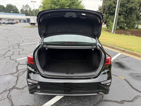 Used 2020 Kia Forte LXS FWD image 25