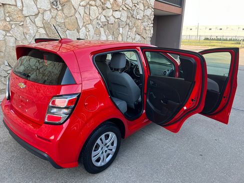 Used 2020 Chevrolet Sonic LT FWD image 12