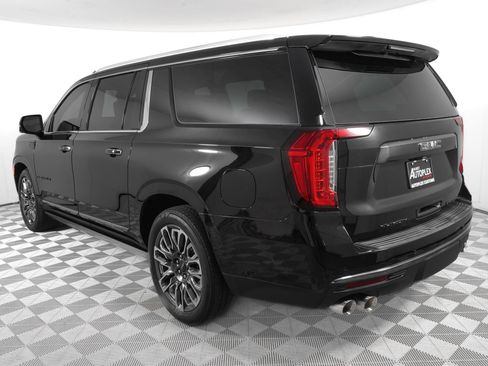 Used 2024 GMC Yukon XL Denali Ultimate image 7
