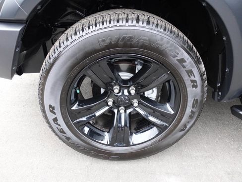 Used 2023 RAM 1500 Classic Warlock AWD/4WD image 54