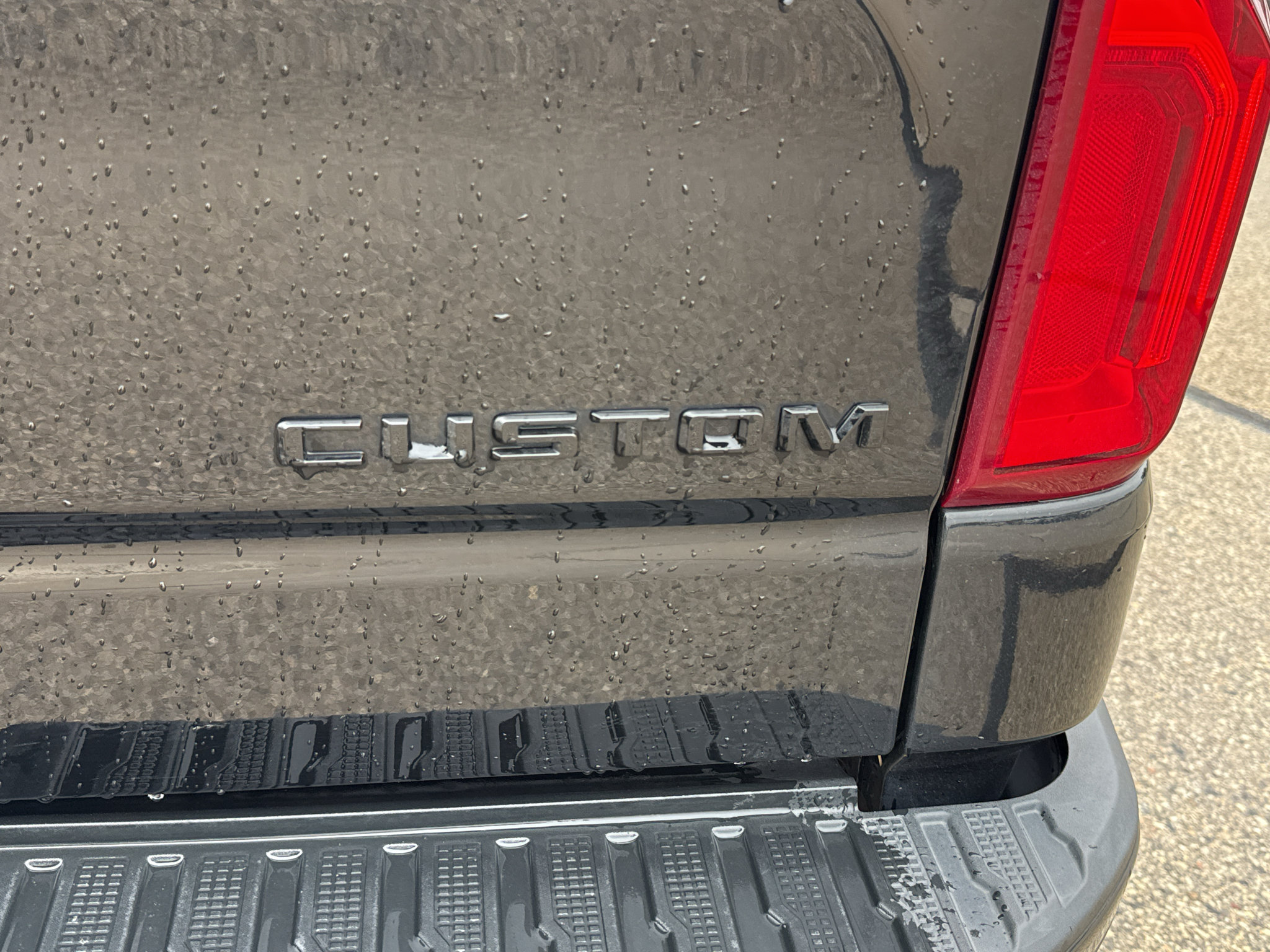 Used 2021 Chevrolet Silverado 1500 Custom w/ Rally Edition AWD/4WD image 9