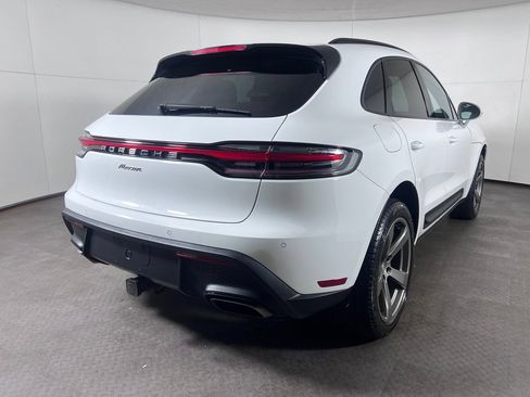 Certified 2023 Porsche Macan Turbo AWD/4WD image 7