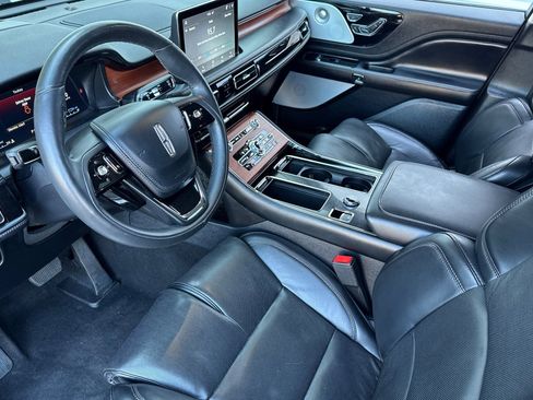 Certified 2021 Lincoln Aviator Grand Touring w/ Equipment Group 302A image 10