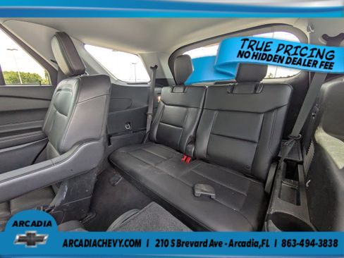 Used 2024 Ford Explorer XLT w/ Equipment Group 202A AWD/4WD image 15