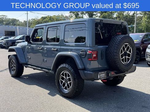 Used 2026 Jeep Wrangler Unlimited Rubicon w/ Technology Group AWD/4WD image 7