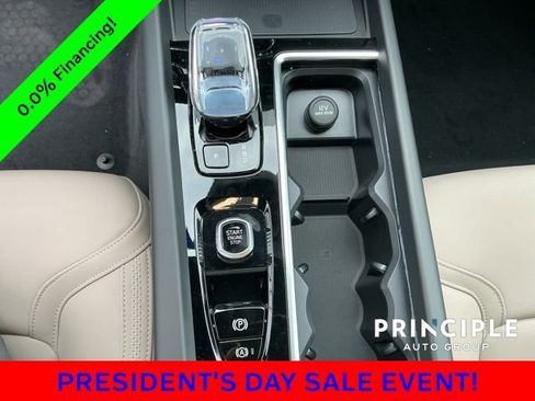 New 2026 Volvo XC60 B5 Core image 19