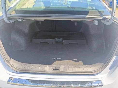 Used 2023 Nissan Altima 2.5 SR w/ SR Premium Package AWD/4WD image 30