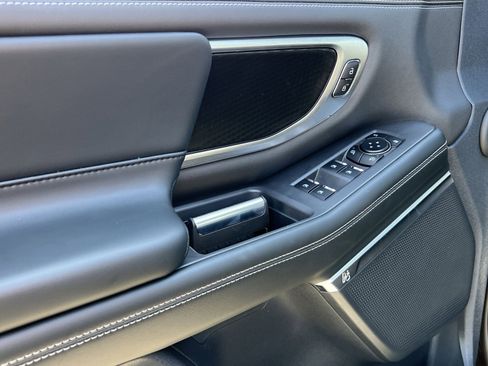 New 2026 Ford Expedition Platinum image 15