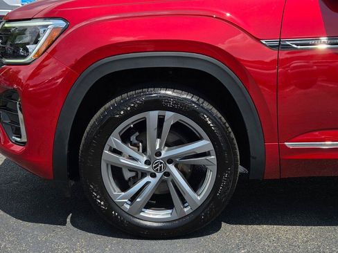 Certified 2024 Volkswagen Atlas Cross Sport SEL R-Line AWD/4WD image 14