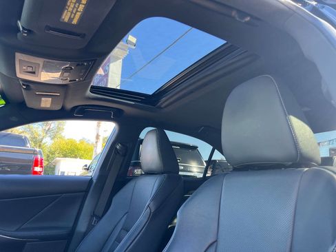 Used 2015 Lexus IS 250 AWD image 10