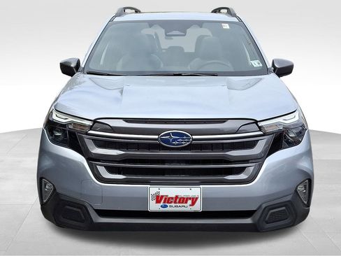 Certified 2025 Subaru Forester Premium image 2